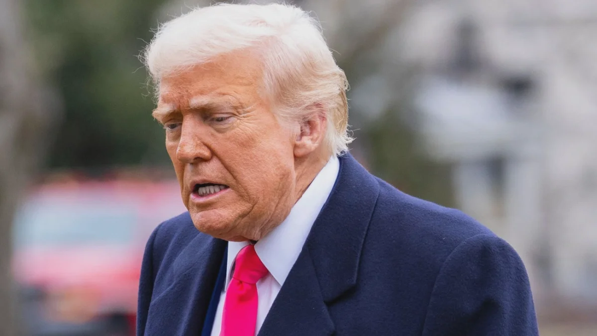 Trump va su tutte le furie su Truth Social dopo un’umiliante sconfitta